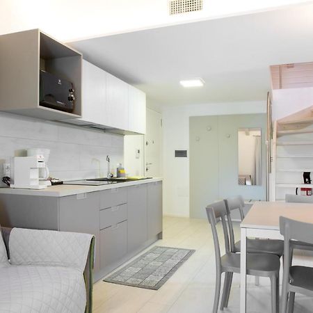 Appartamento Campagnola Mansardato Con Soppalco Riva del Garda Exterior foto