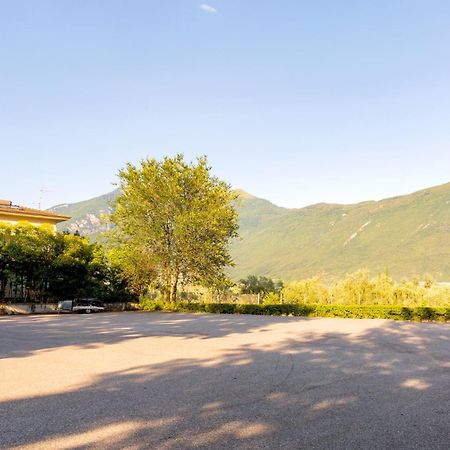 Appartamento Campagnola Mansardato Con Soppalco Riva del Garda Exterior foto