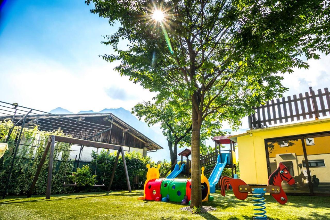 Appartamento Campagnola Mansardato Con Soppalco Riva del Garda Exterior foto