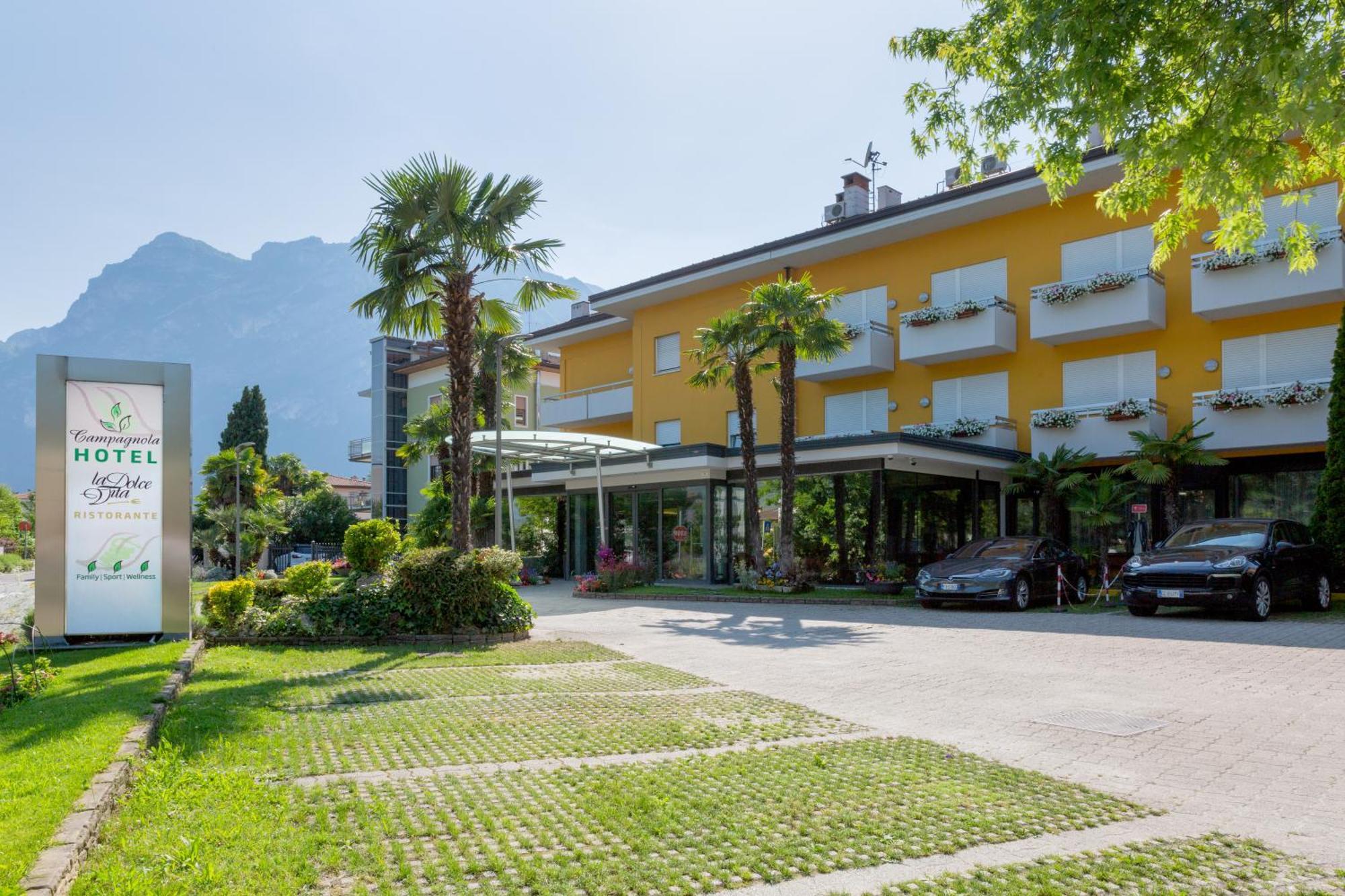 Appartamento Campagnola Mansardato Con Soppalco Riva del Garda Exterior foto